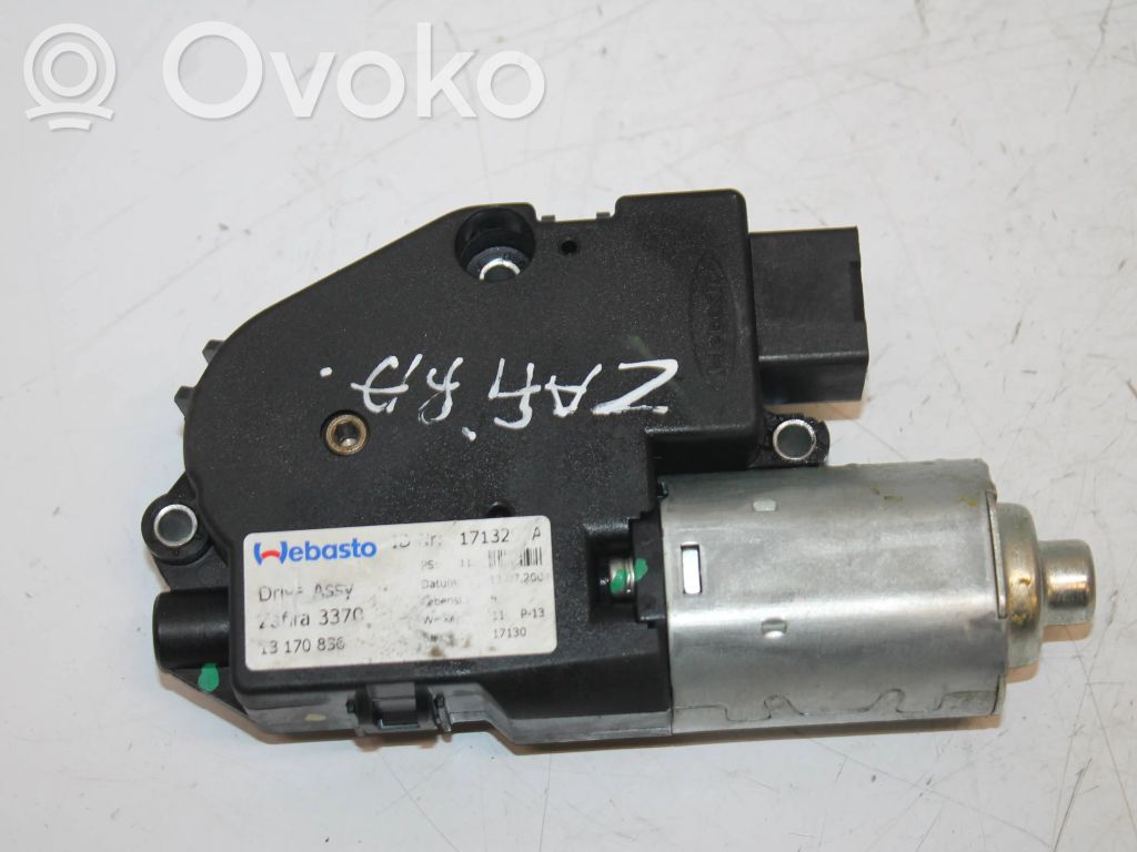 Opel Zafira B Silniczek szyberdachu 