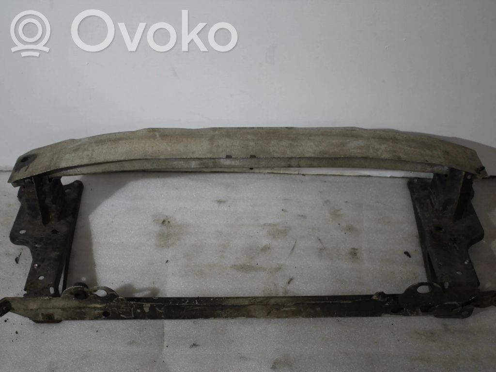 Opel Corsa D Travesaño del parachoques delantero 