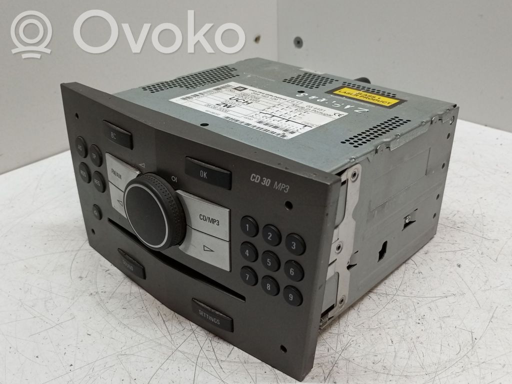Opel Zafira B Radio/CD/DVD/GPS head unit 