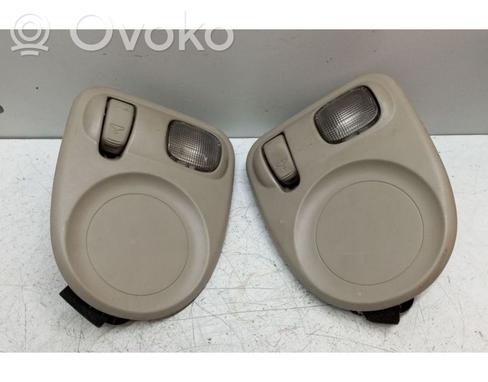 Chrysler Grand Voyager IV Takaistuimen valo 