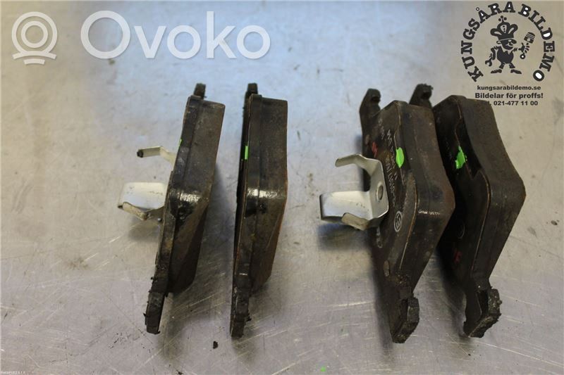 BMW 3 E90 E91 Brake pads (front) 