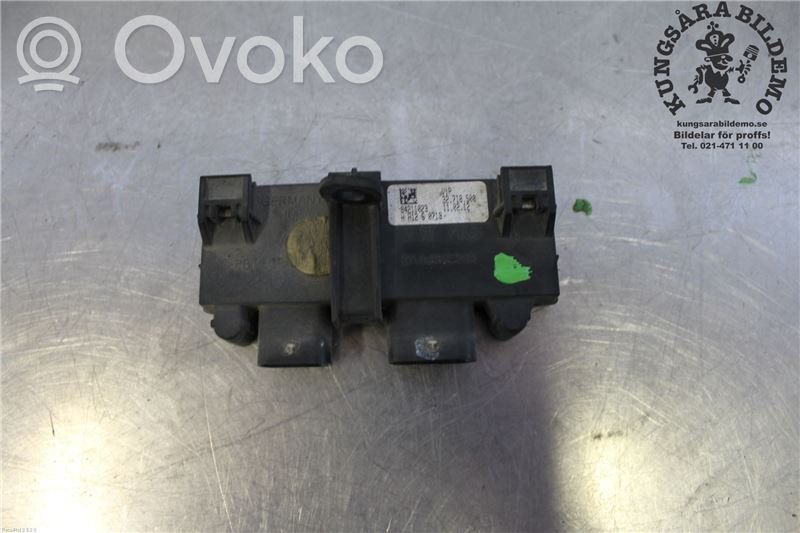Volkswagen PASSAT CC Tailgate/trunk control unit/module 