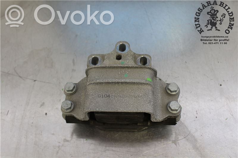 Audi Q3 8U Gearbox mount 