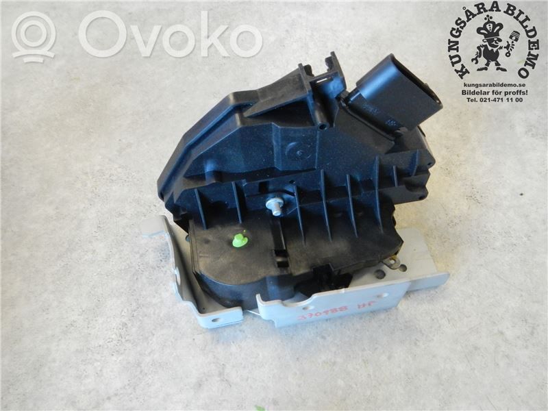 Ford Transit Priekšpusē slēdzene 