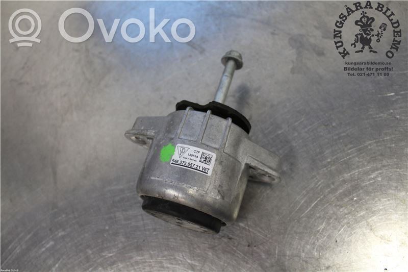 Porsche Panamera (970) Engine mount bracket 
