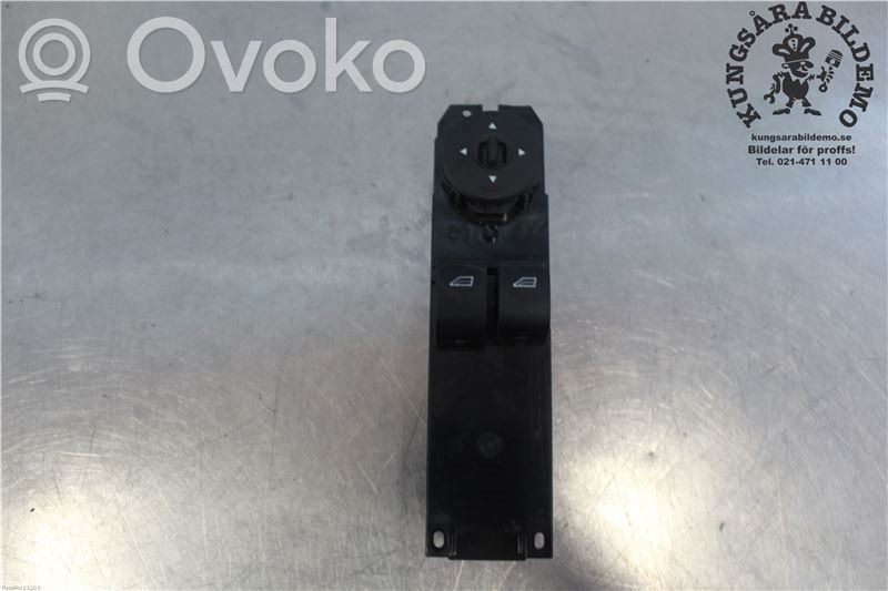 Ford Transit -  Tourneo Connect Elektrisko logu slēdzis 