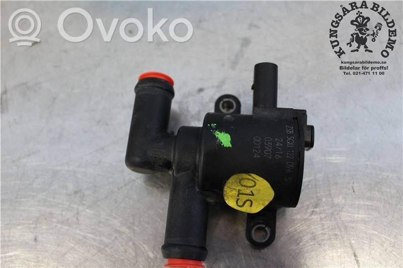 Volkswagen Golf VII Valvola di regolazione del liquido di raffreddamento e del riscaldatore 