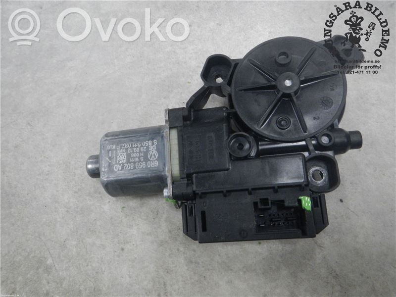 Volkswagen Polo V 6R Motor macara geam ușă față 