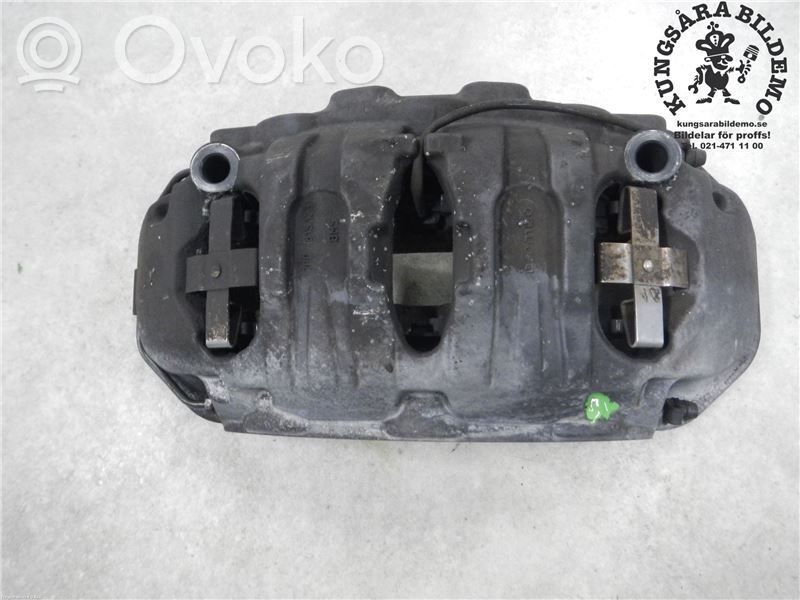 Porsche Cayenne (9PA) Zacisk hamulcowy przedni 