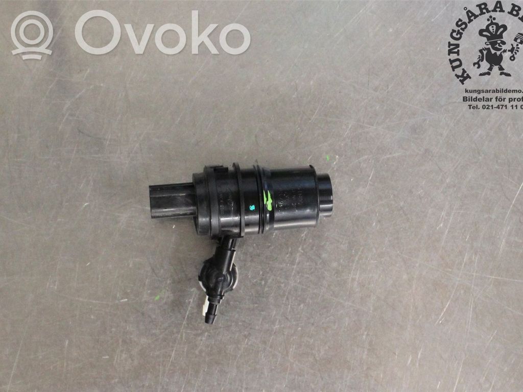 Ford Fiesta Windscreen/windshield washer pump 