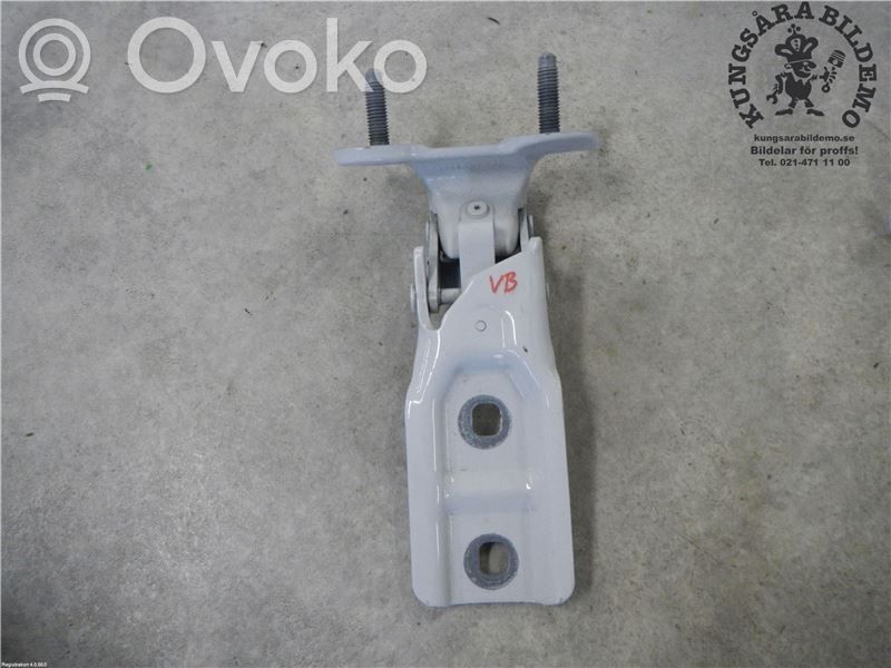 BMW X1 F48 F49 Zawias klapy tylnej bagażnika 