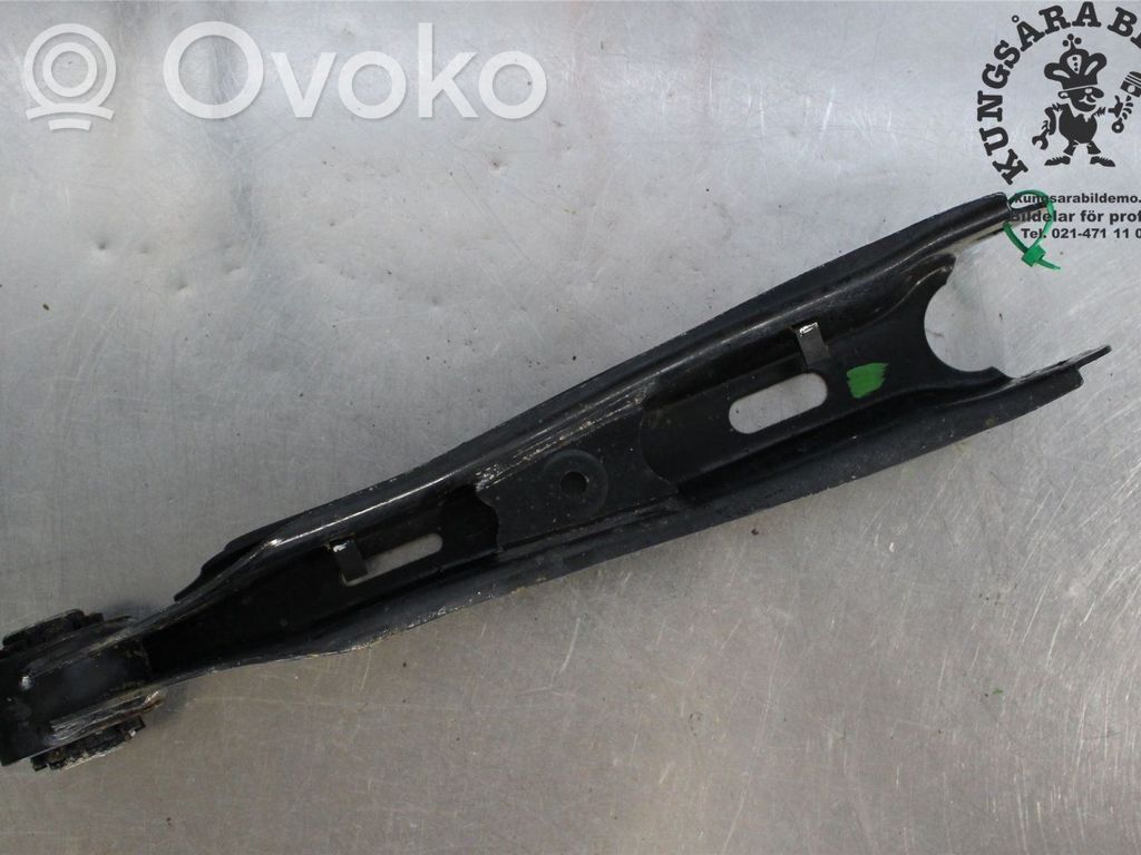 KIA Optima Рычаг 