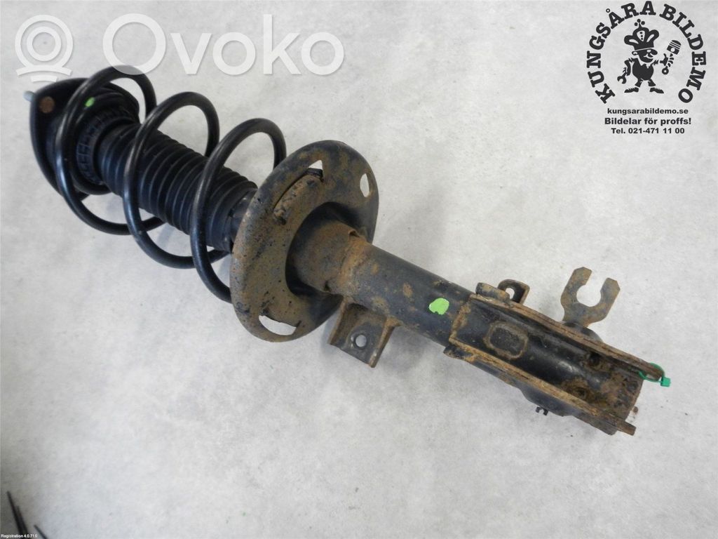 Mazda 3 III Priekinis amortizatorius su spyruokle 