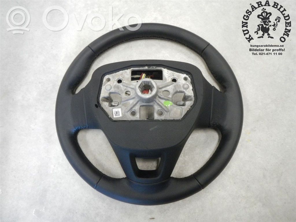 Ford Transit Courier Ohjauspyörä 