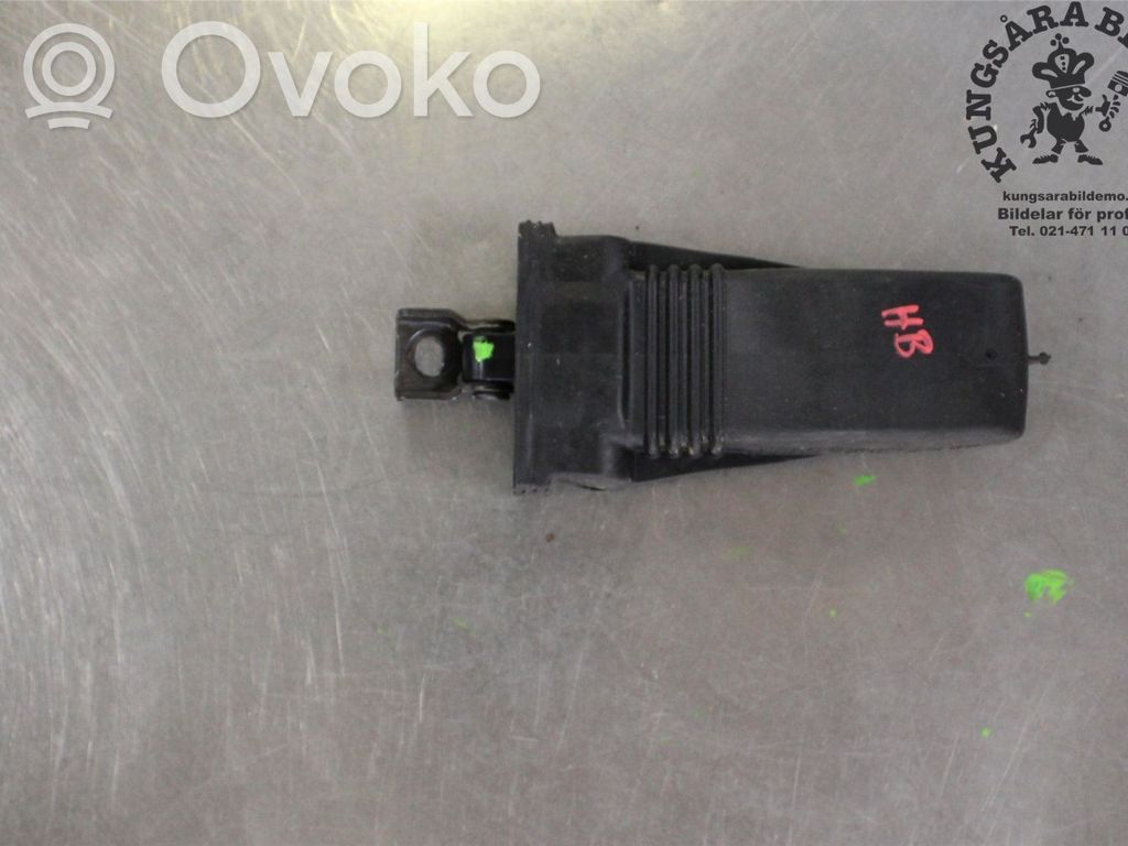 Audi Q3 F3 Takaoven pidätin 