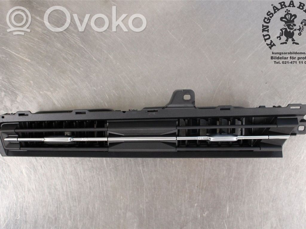 Audi A3 8Y Centrinės oro grotelės 