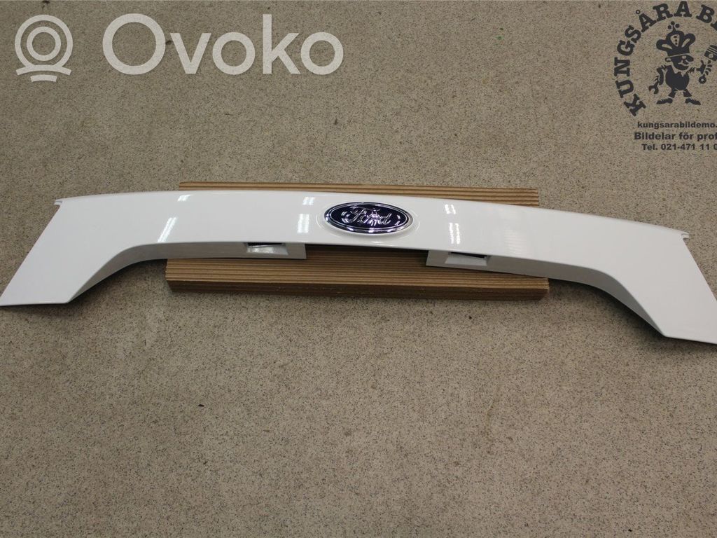 Ford Kuga II Tailgate trim 