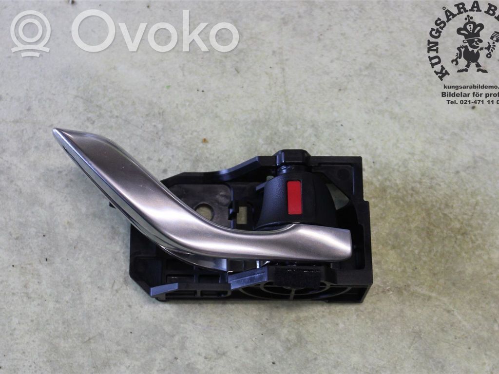 Mazda 6 Front door interior handle 