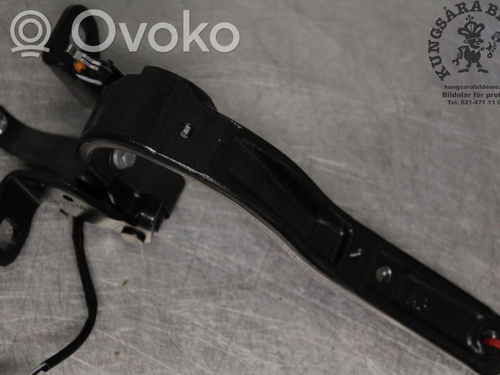 Tailgate/trunk/boot hinge   51247296773,7296773,7296773
