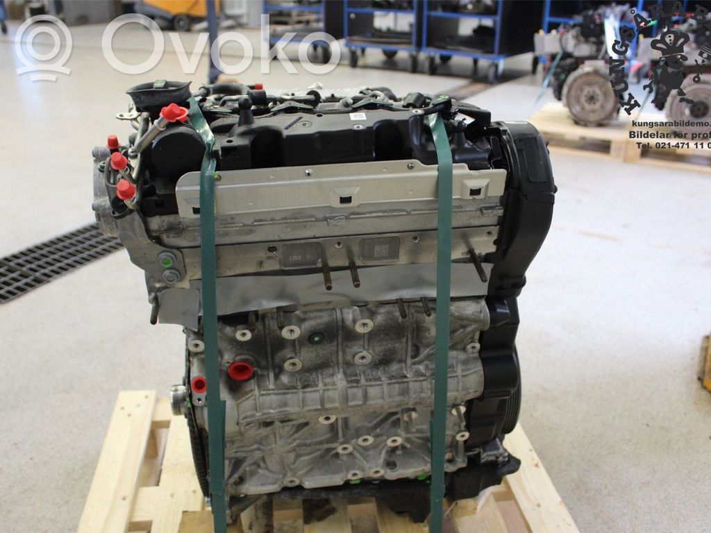 Audi A4 S4 B9 8W Engine 