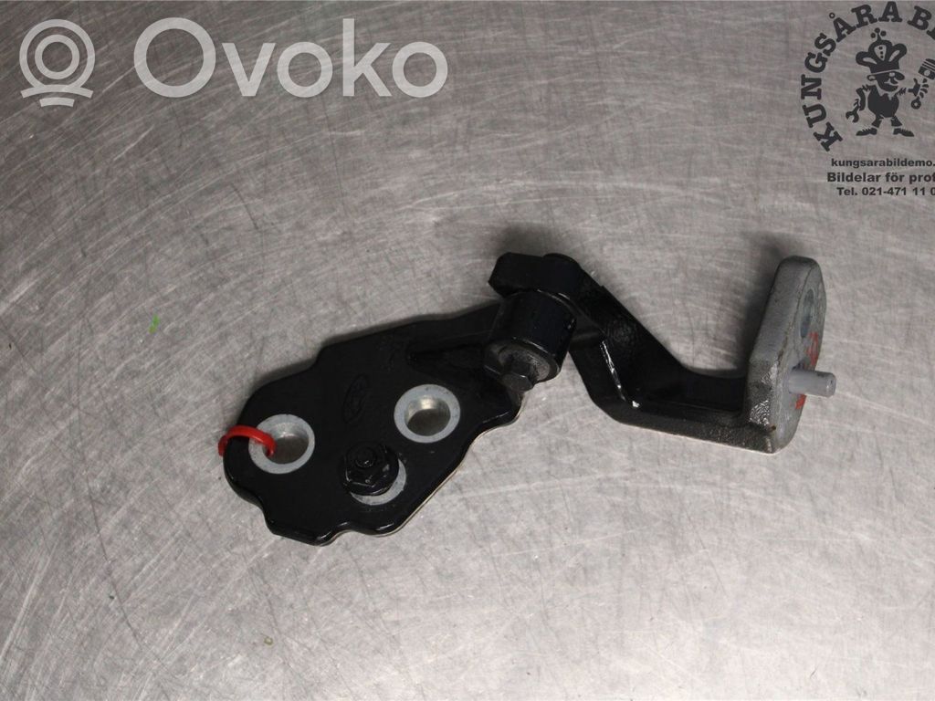 Ford Transit Front door upper hinge 