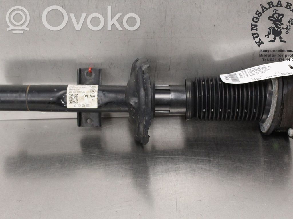 Skoda Fabia Mk4 (6VA) Amortyzator osi przedniej ze sprężyną 