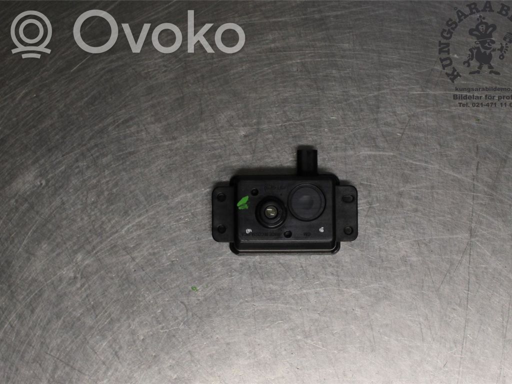 Opel Insignia B Bouton interrupteur ouverture du coffre 