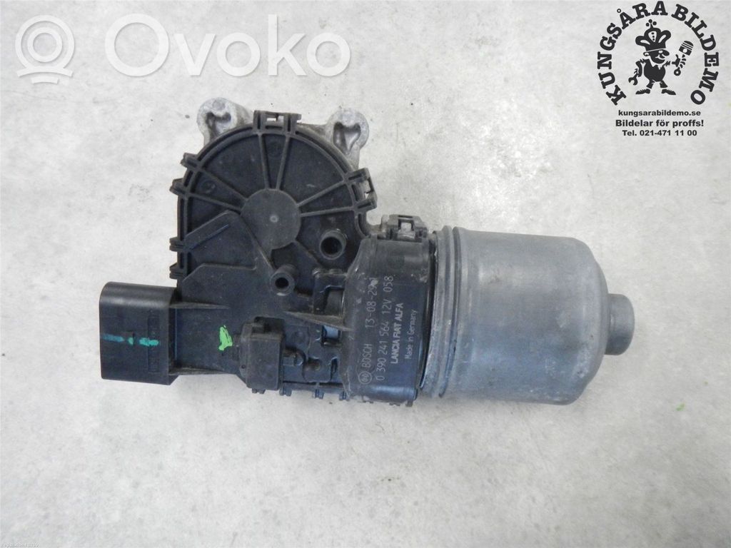 Opel Combo D Wiper motor 