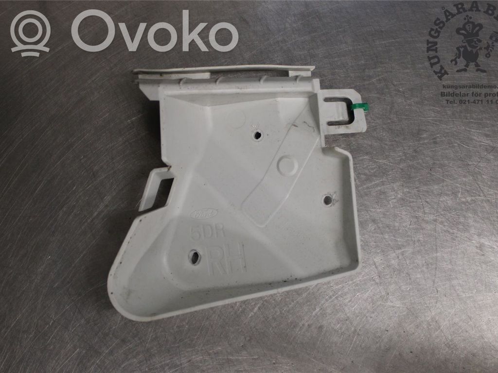 Ford Focus Rear bumper mounting bracket 