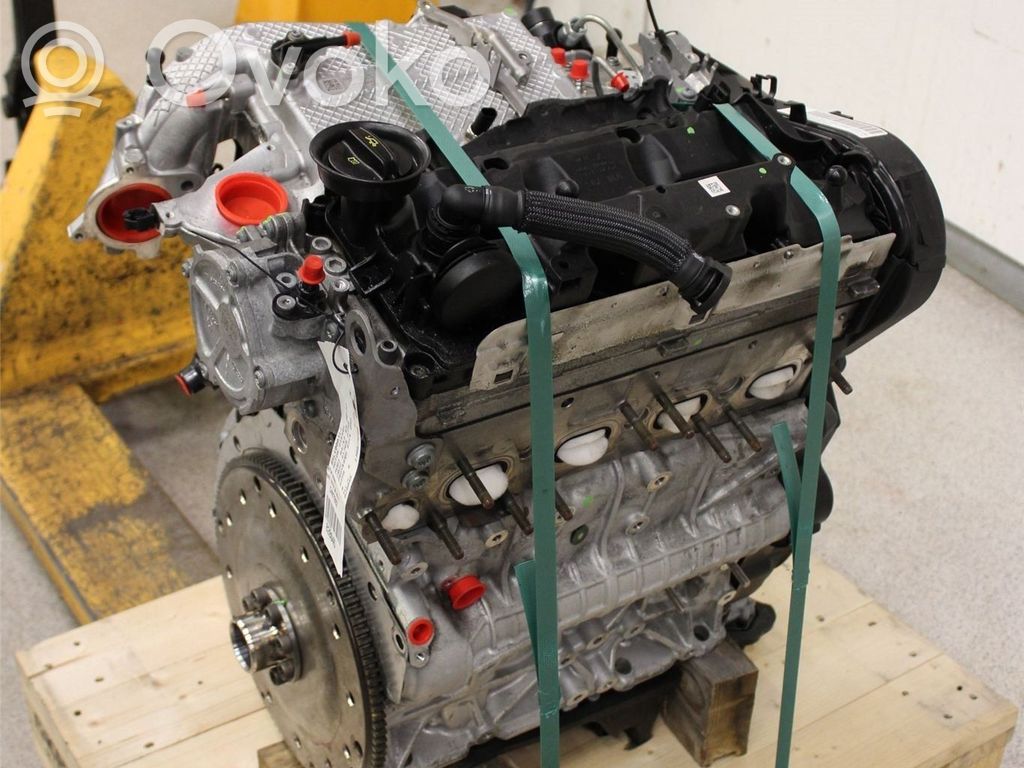 Audi A4 S4 B9 8W Engine 