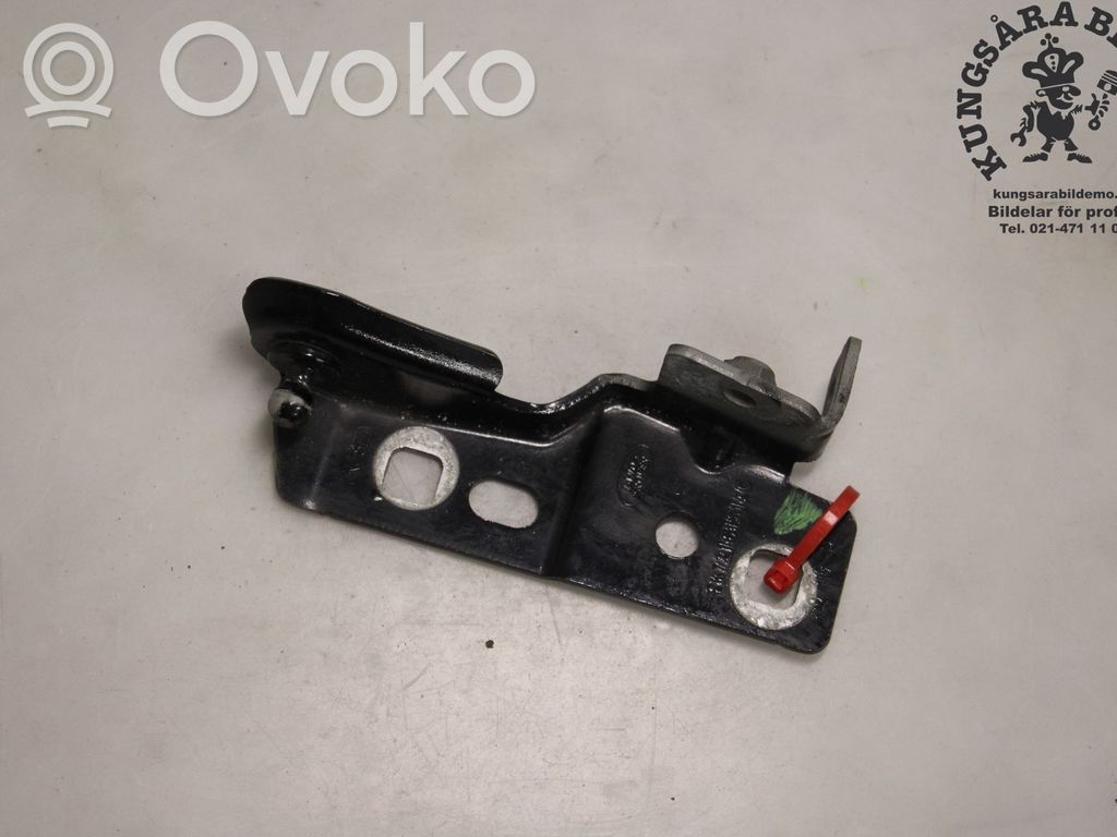Land Rover Discovery Sport Uchwyt / Mocowanie błotnika przedniego 