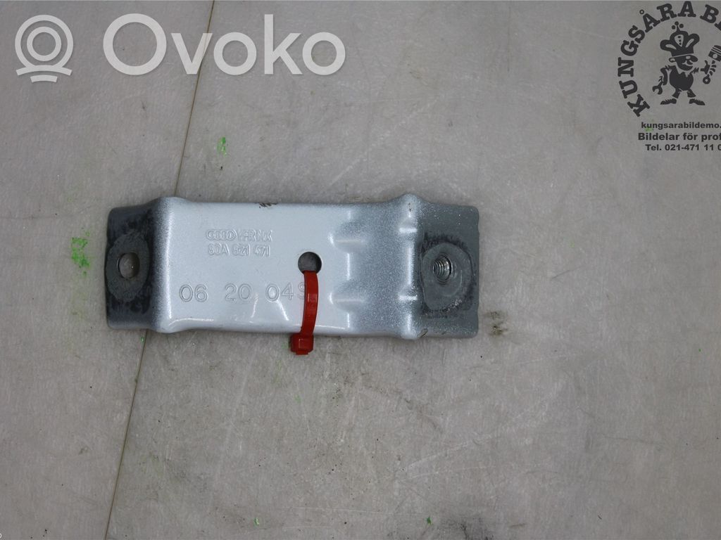 Audi Q5 SQ5 FY Lokasuojan kannake 