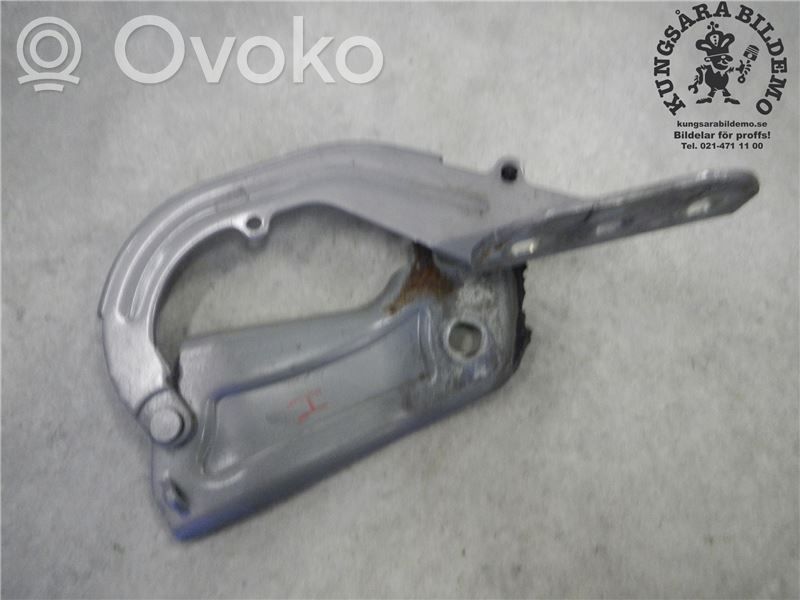 Konepellin saranat   1750016,BM51A16800AB,BM51A16800AB