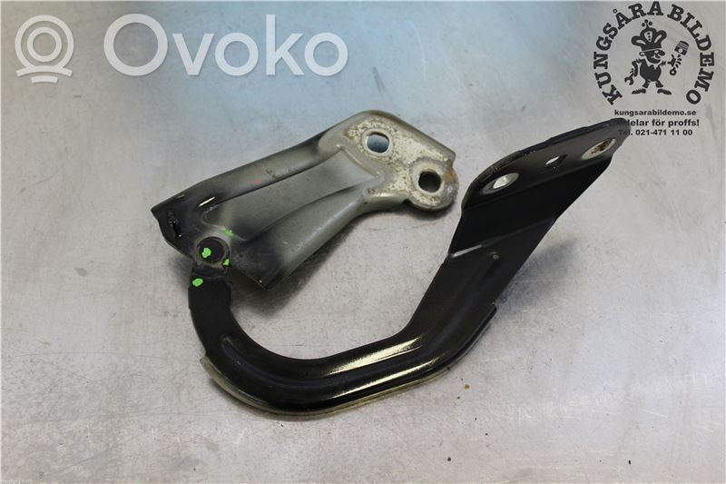 Ford Focus Engine bonnet/hood hinges 
