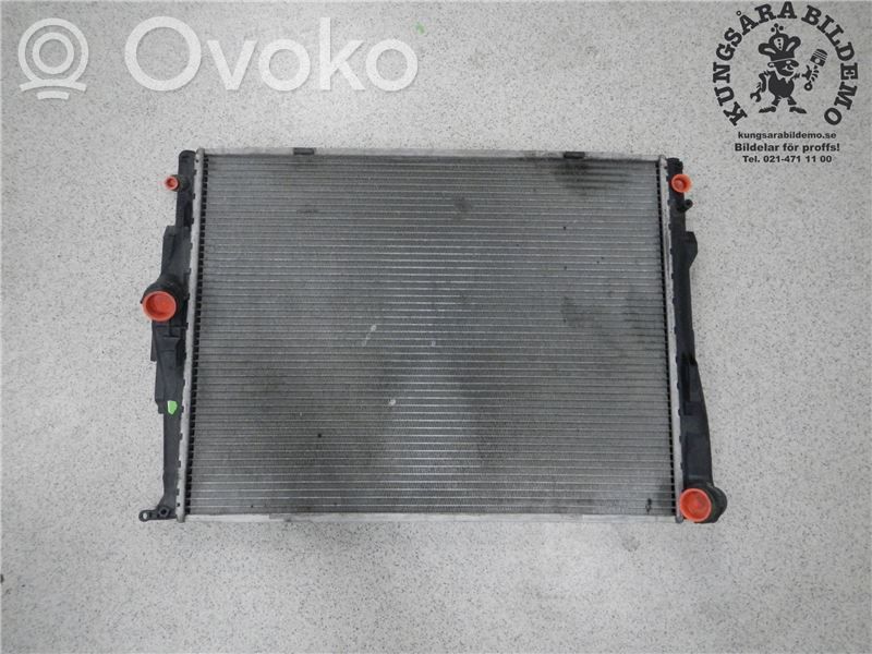 BMW 3 E90 E91 Aušinimo skysčio radiatorius 