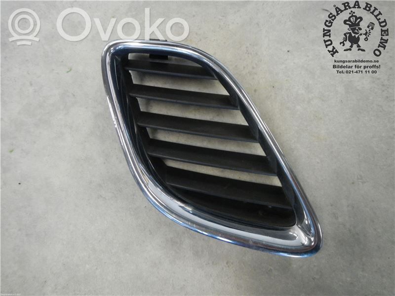 Saab 9-5 Front bumper lower grill 