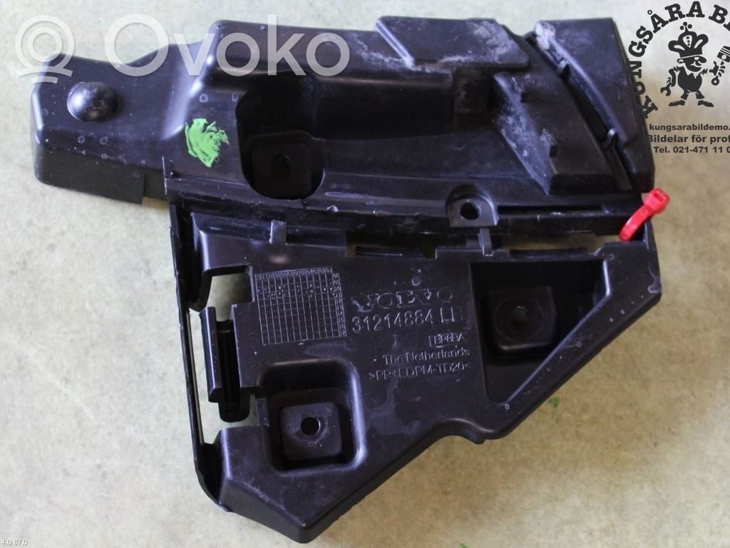 Volvo C30 Front bumper mounting bracket 