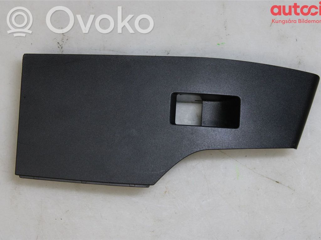 Cupra Formentor Front door trim bar 