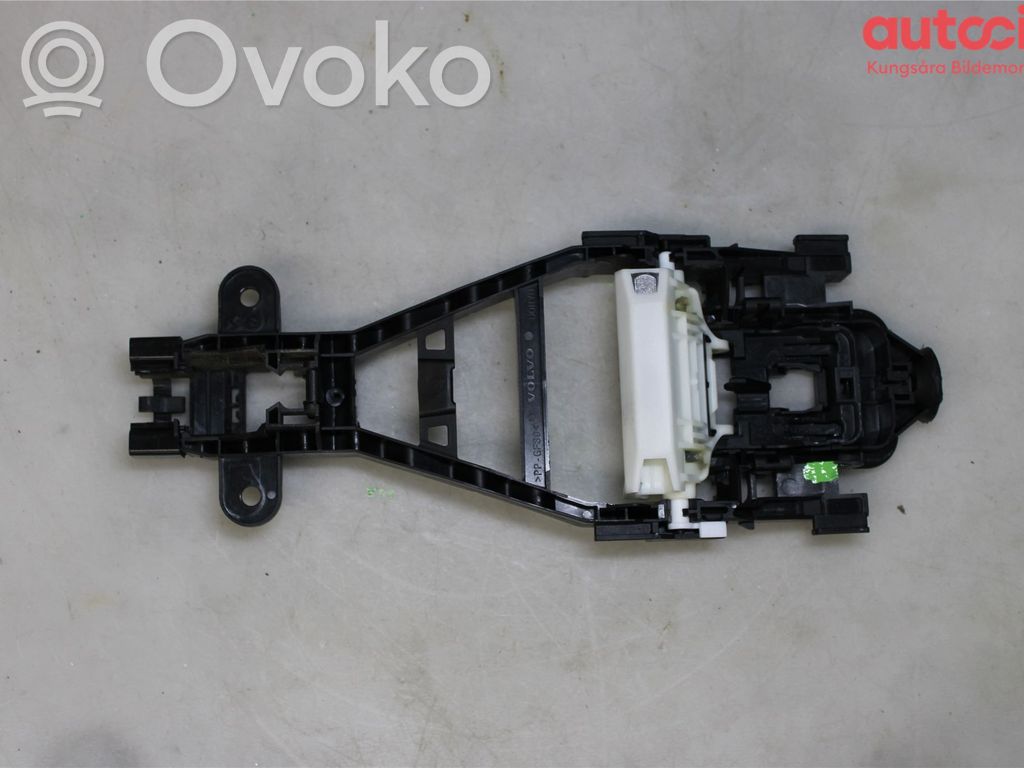 Volvo XC40 Klamka zewnętrzna drzwi przednich 