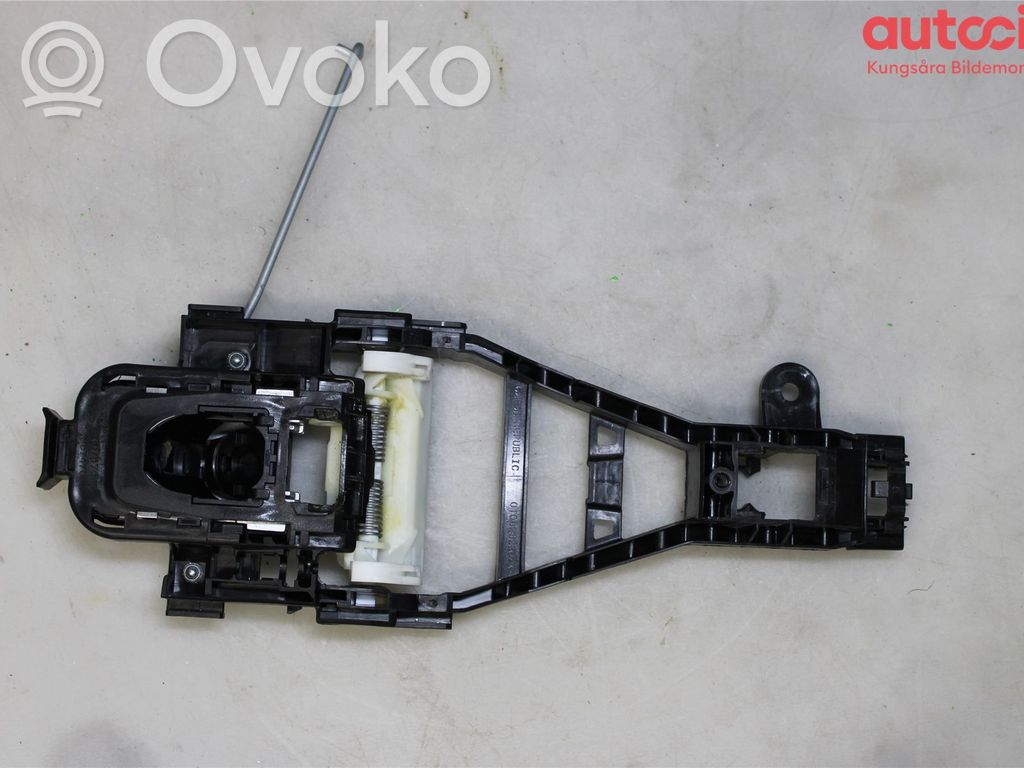Volvo XC40 Klamka zewnętrzna drzwi przednich 