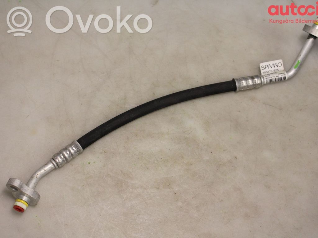 Volvo XC40 Ilmastointilaitteen putki (A/C) 