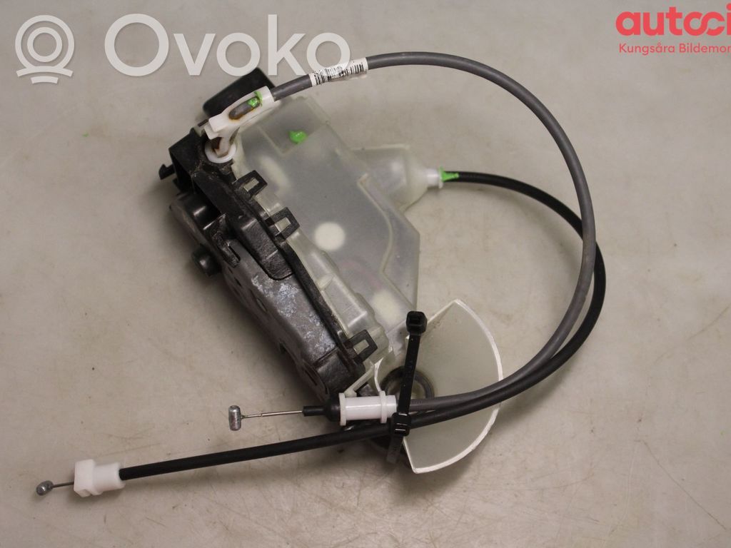 Opel Combo E Cerradura de puerta trasera 