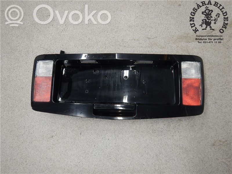 Cadillac SRX Garniture de hayon 