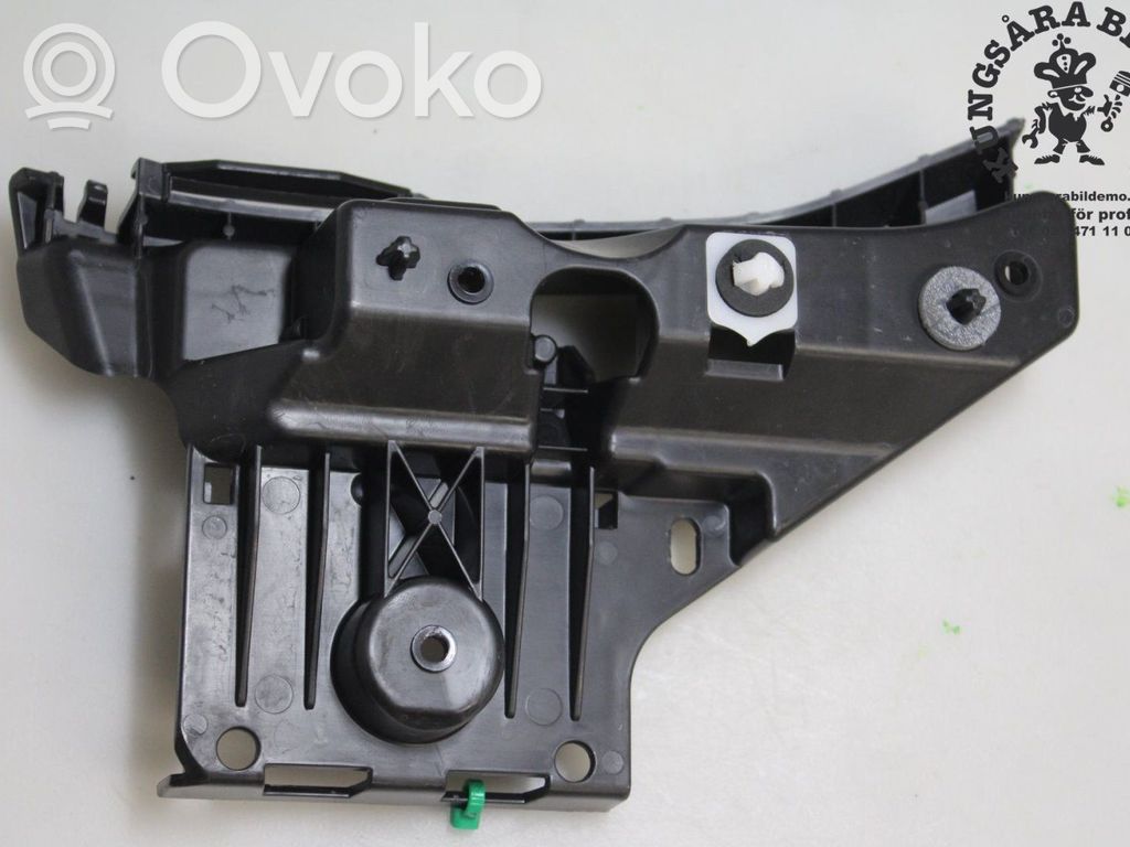 Ford Focus Rear bumper mounting bracket 