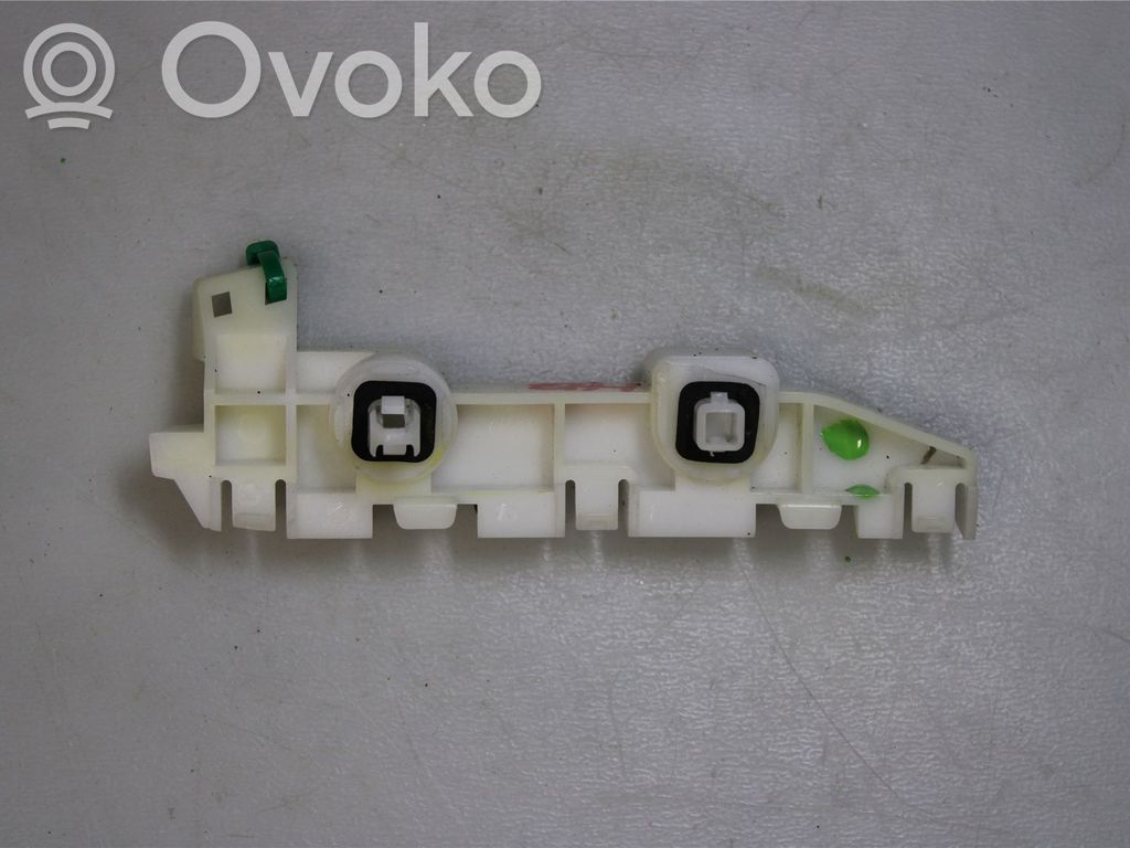 Mitsubishi Space Star Uchwyt / Mocowanie zderzaka tylnego 