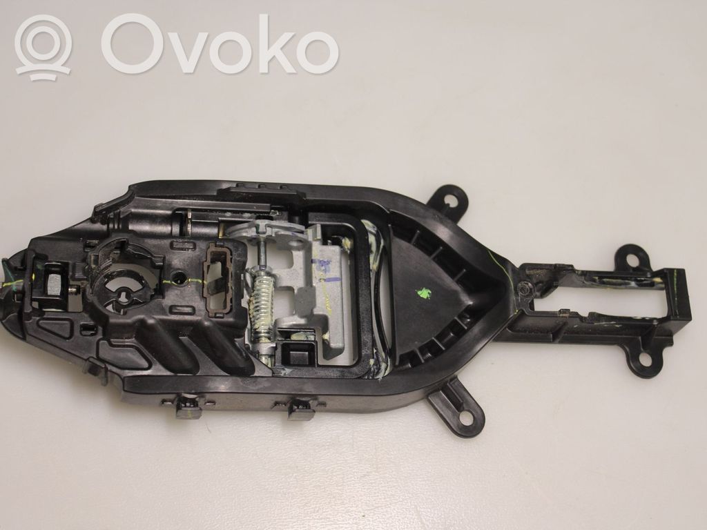 Volkswagen Amarok II Rankena atidarymo išorinė 