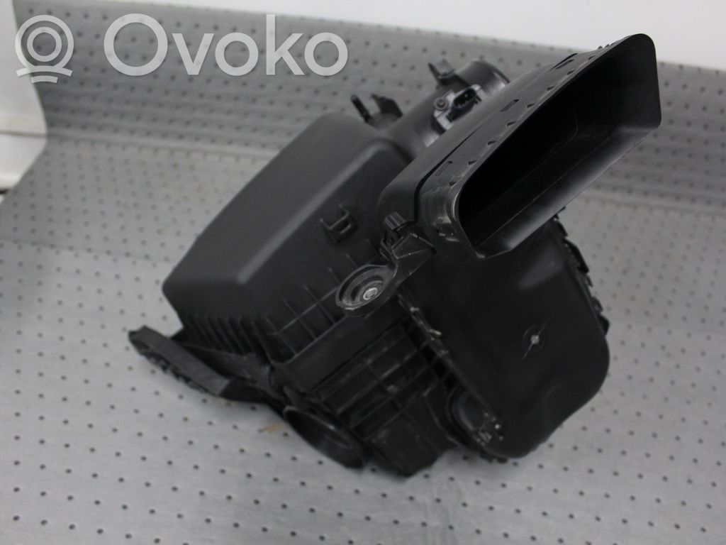 Volkswagen Amarok II Ilmansuodattimen kotelo 