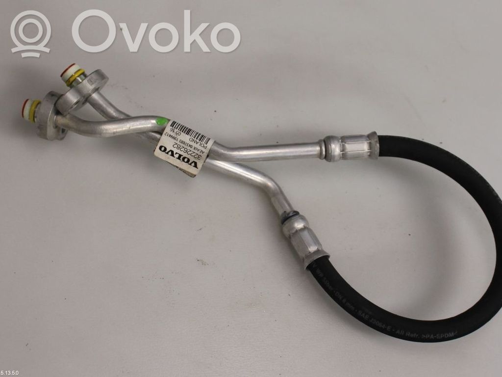 Volvo XC90 Air conditioning (A/C) pipe/hose 
