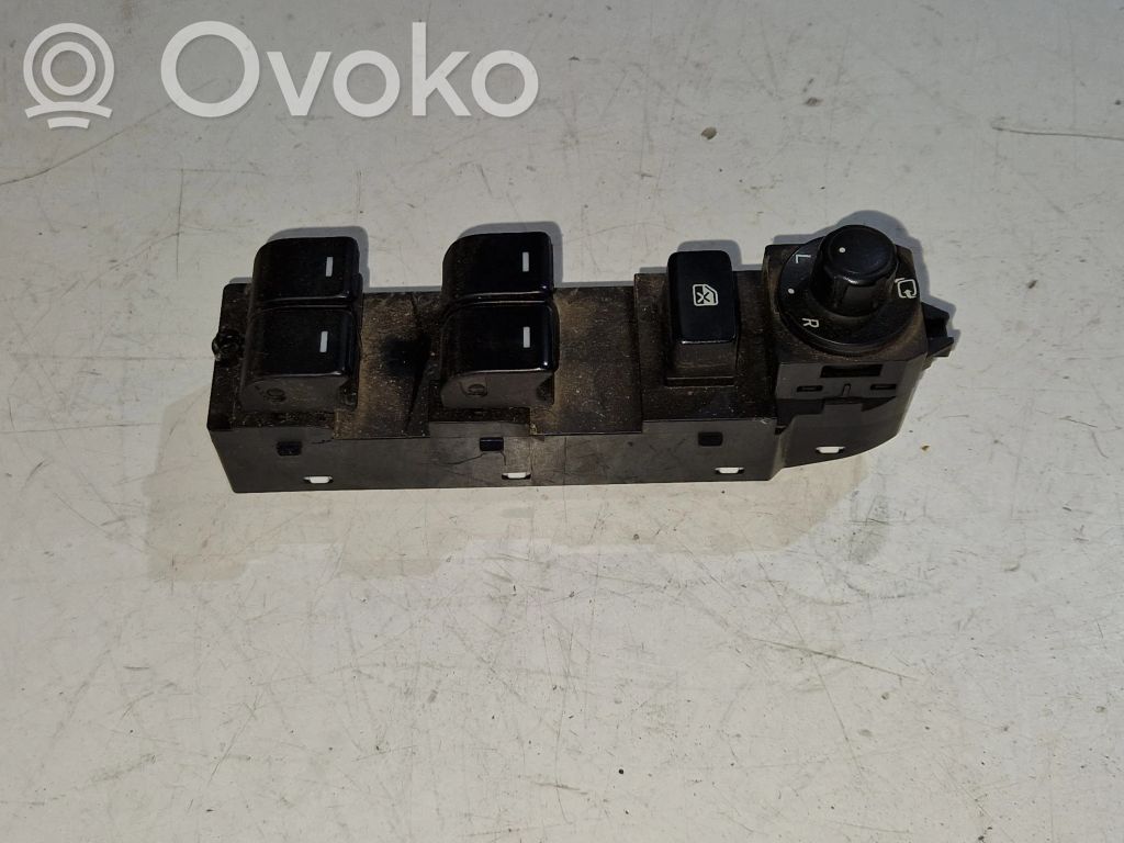 Electric window control switch   5AB129EA03