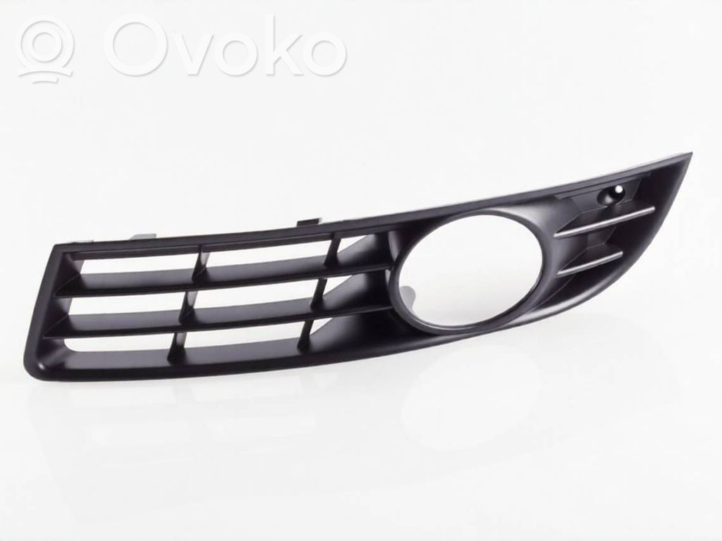 Volkswagen PASSAT B6 Grilă/ornament proiector ceață față 